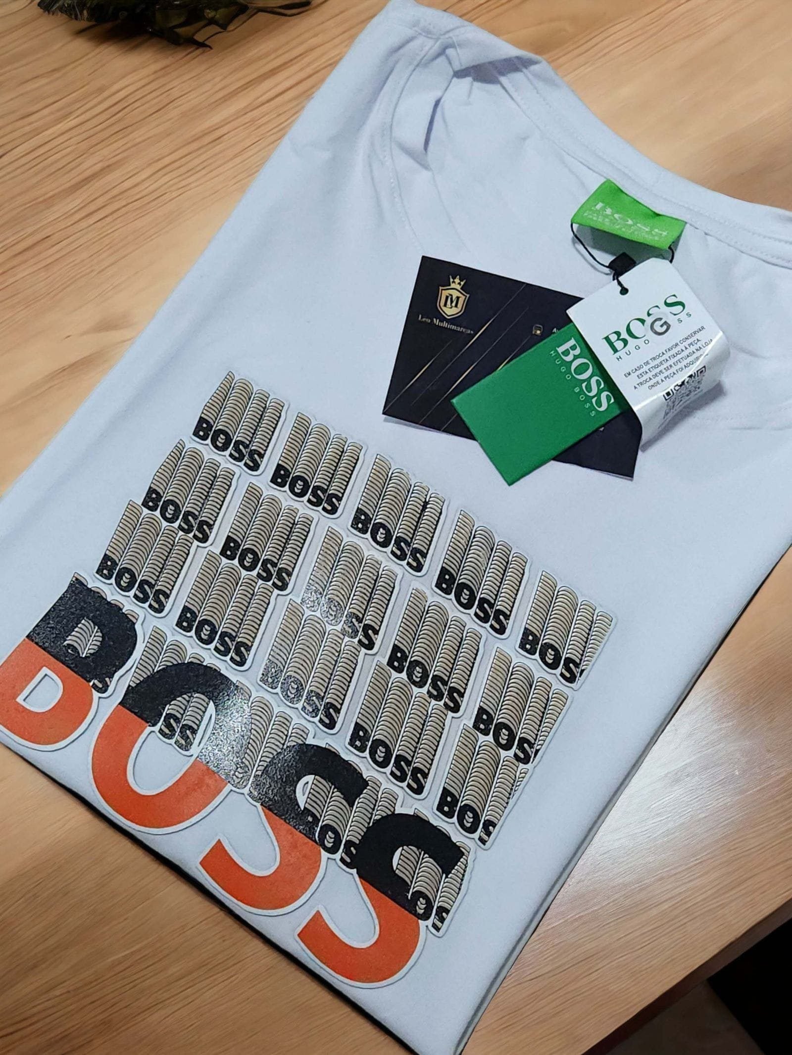 Camisa Hugo Boss G Peruana 40.1 com Elastano