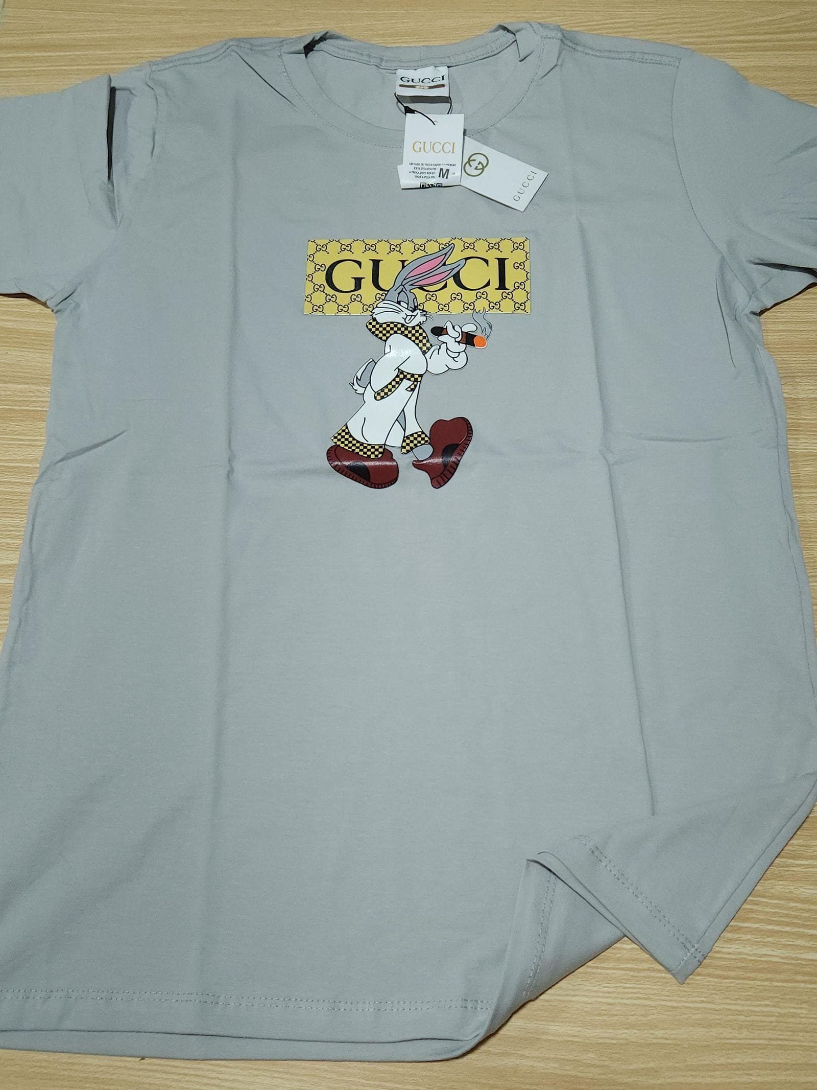 Camisa Gucci Pernalonga M Peruana 40.1 com Elastano