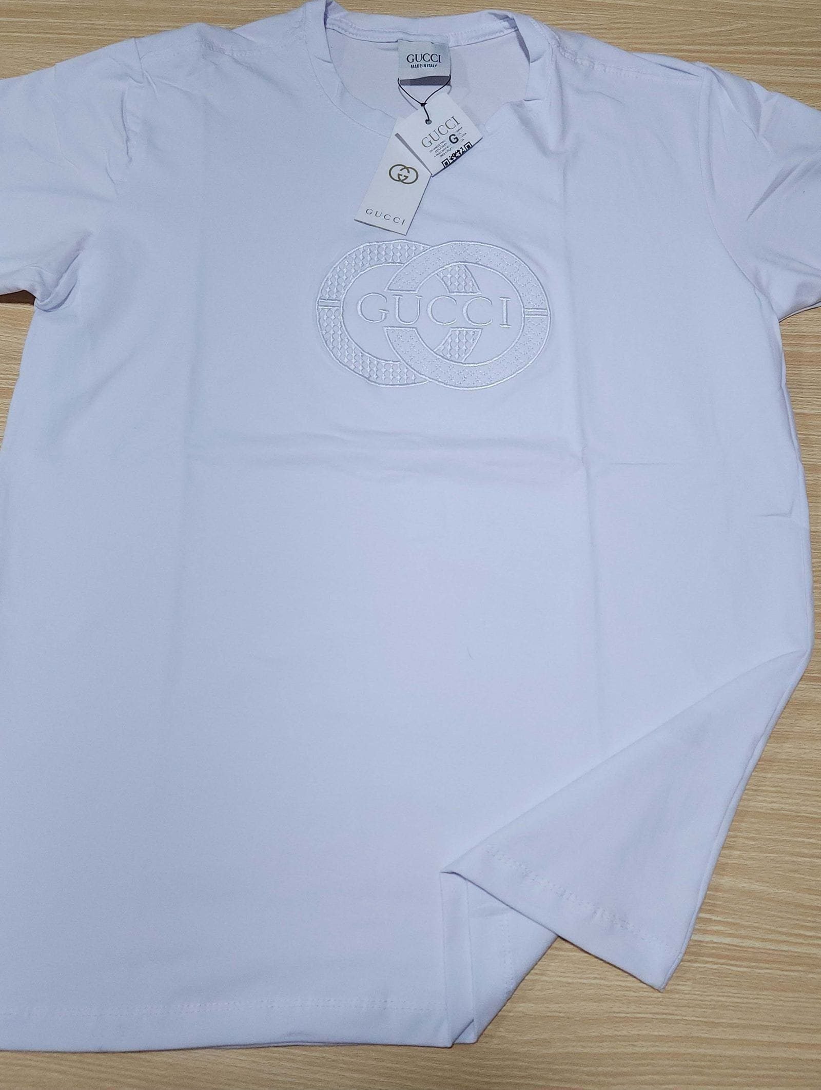 Camisa Gucci G Peruana 40.1 com Elastano