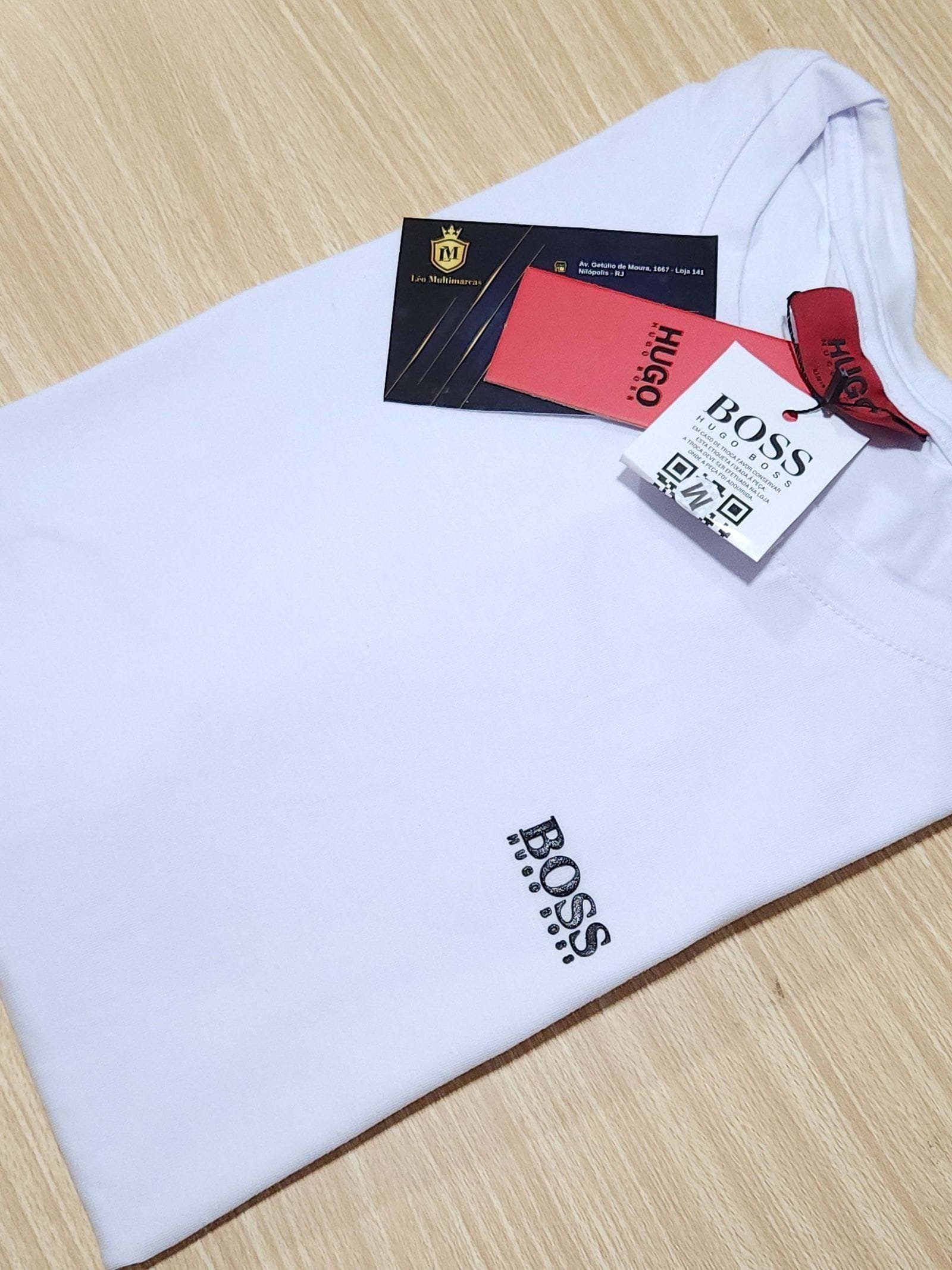 Camisa Hugo Boss M Peruana 40.1 com Elastano