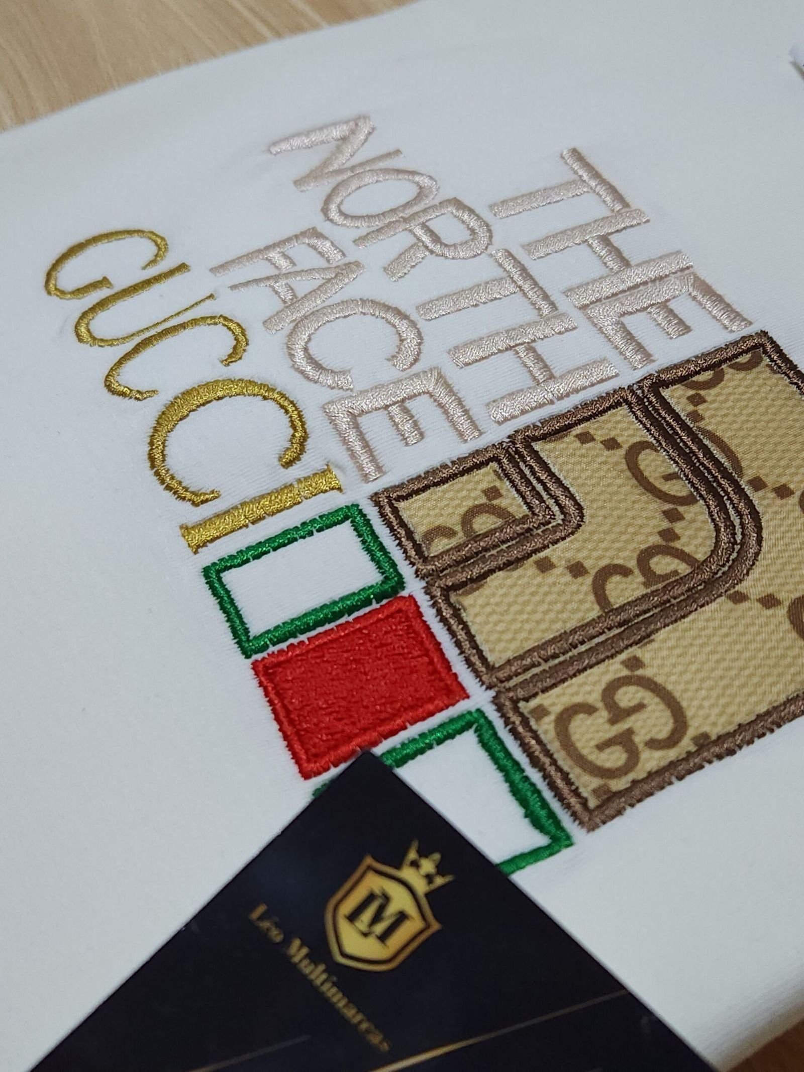 Camisa Gucci GG Peruana 40.1 com Elastano Camisa Gucci GG Peruana 40.1 com Elastano