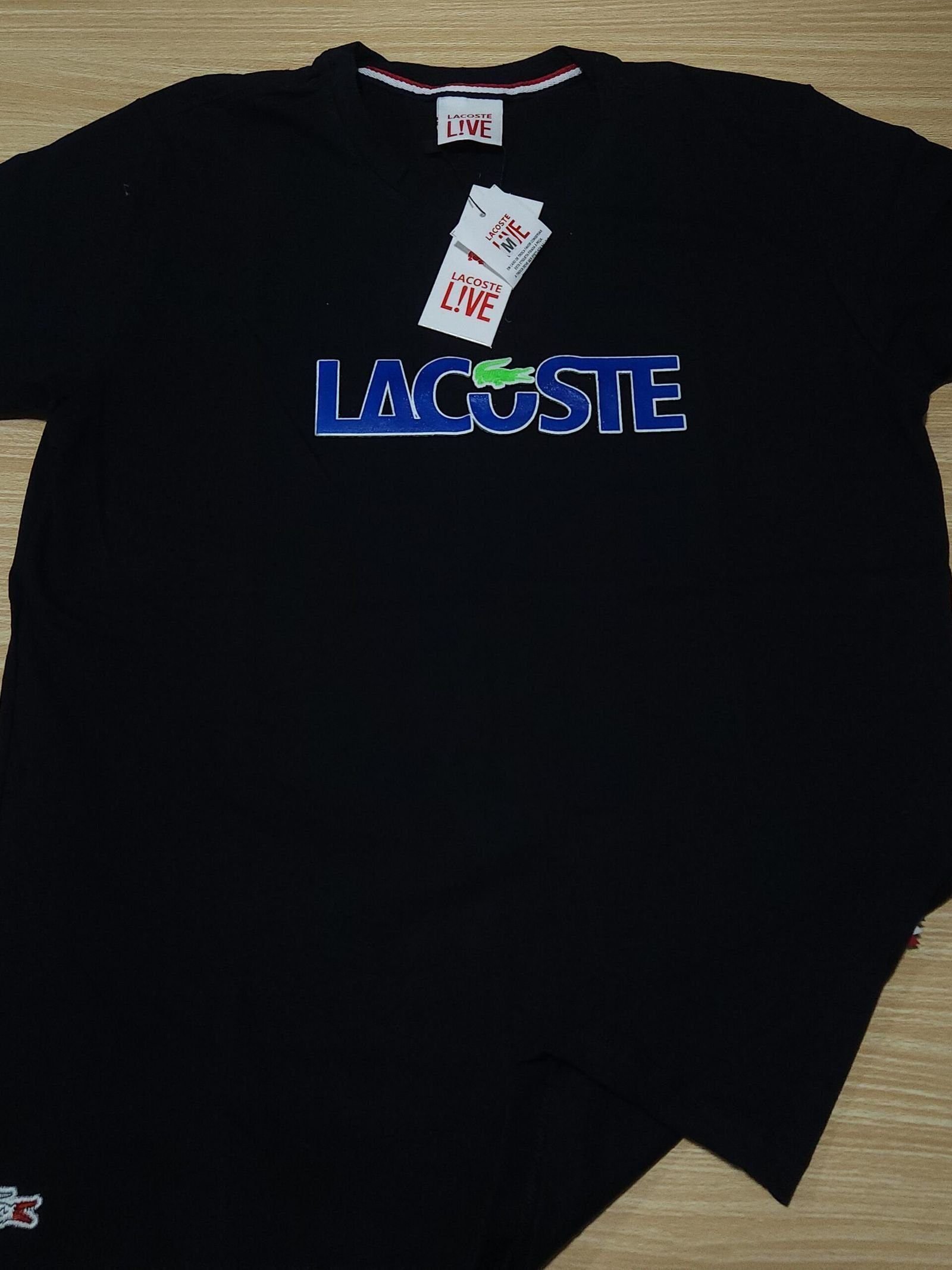 Camisa Lacoste M Peruana 40.1 com Elastano Camisa Lacoste M Peruana 40.1 com Elastano