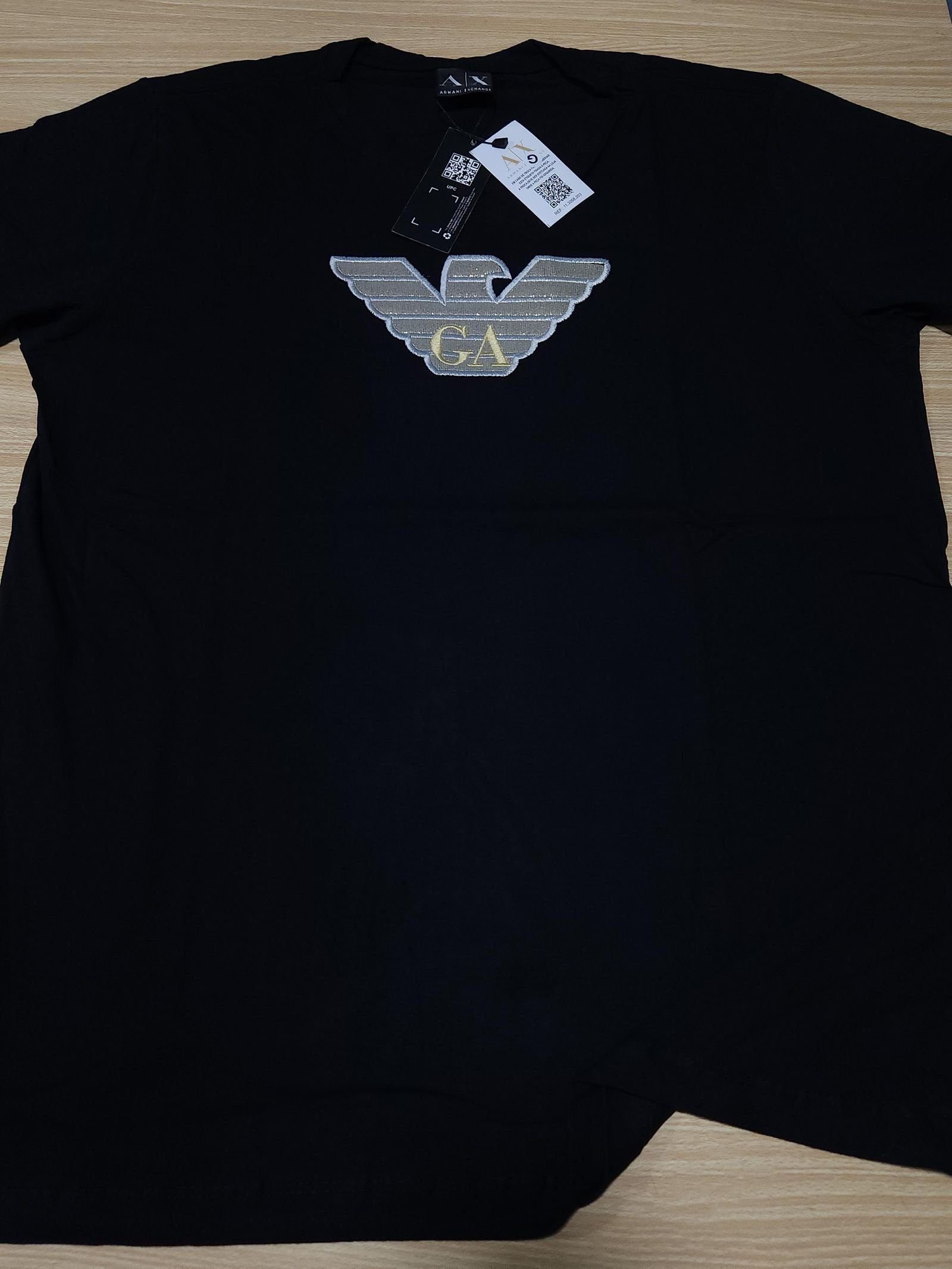 Camisa Empório Armani G Peruana 40.1 com Elastano Camisa Empório Armani G Peruana 40.1 com Elastano