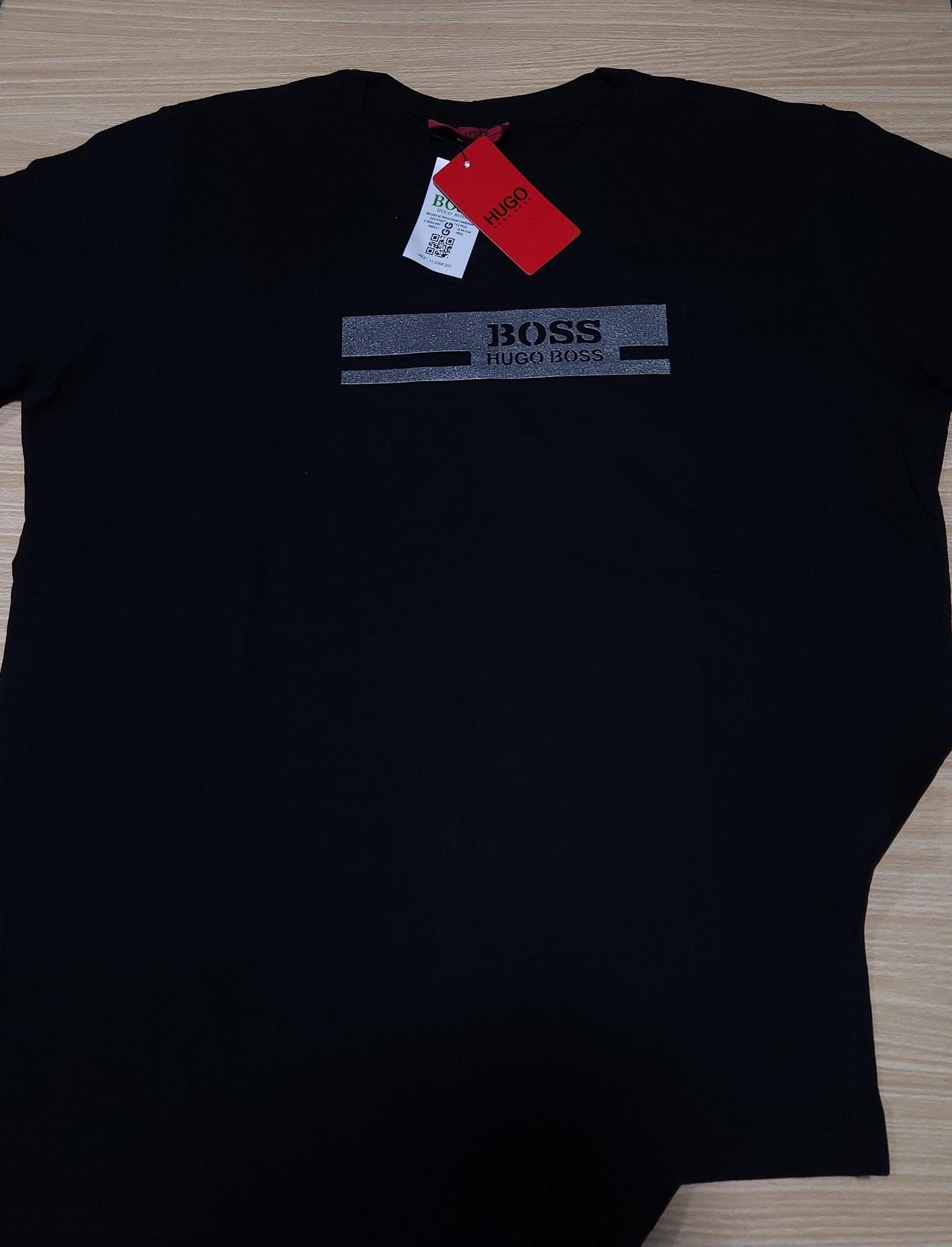 Camisa Hugo Boss GG Peruana 40.1 com Elastano Camisa Hugo Boss GG Peruana 40.1 com Elastano