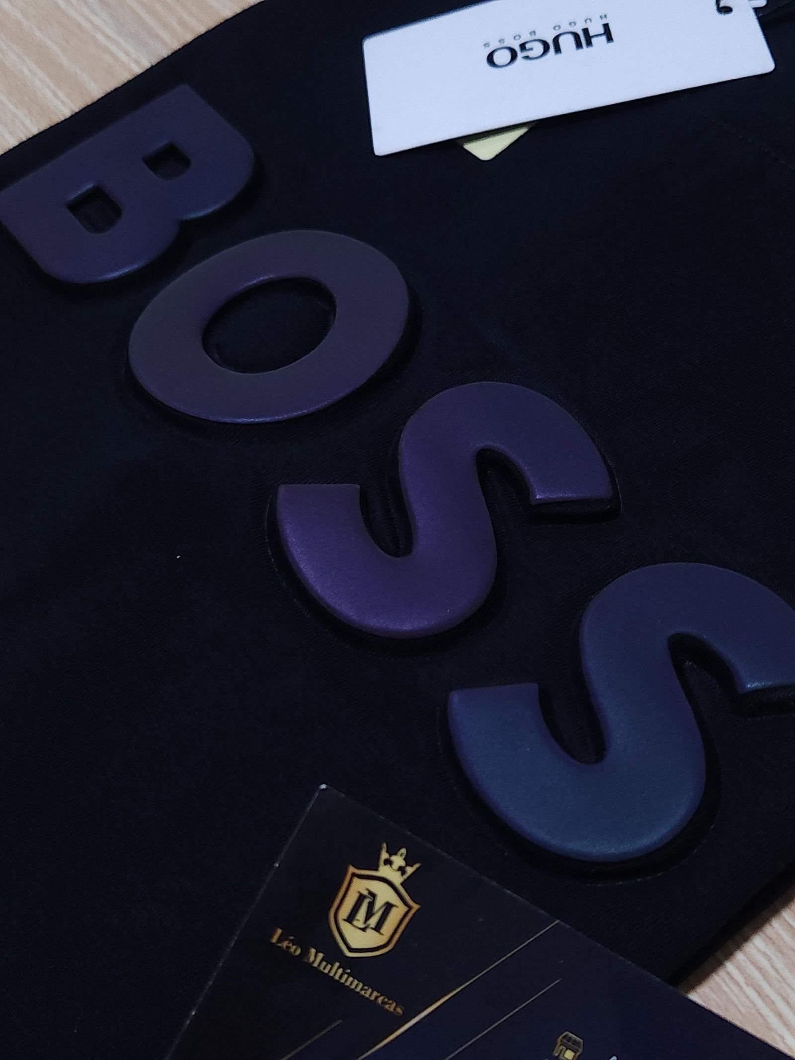 Camisa Hugo Boss M Peruana 40.1 com Elastano Camisa Hugo Boss M Peruana 40.1 com Elastano