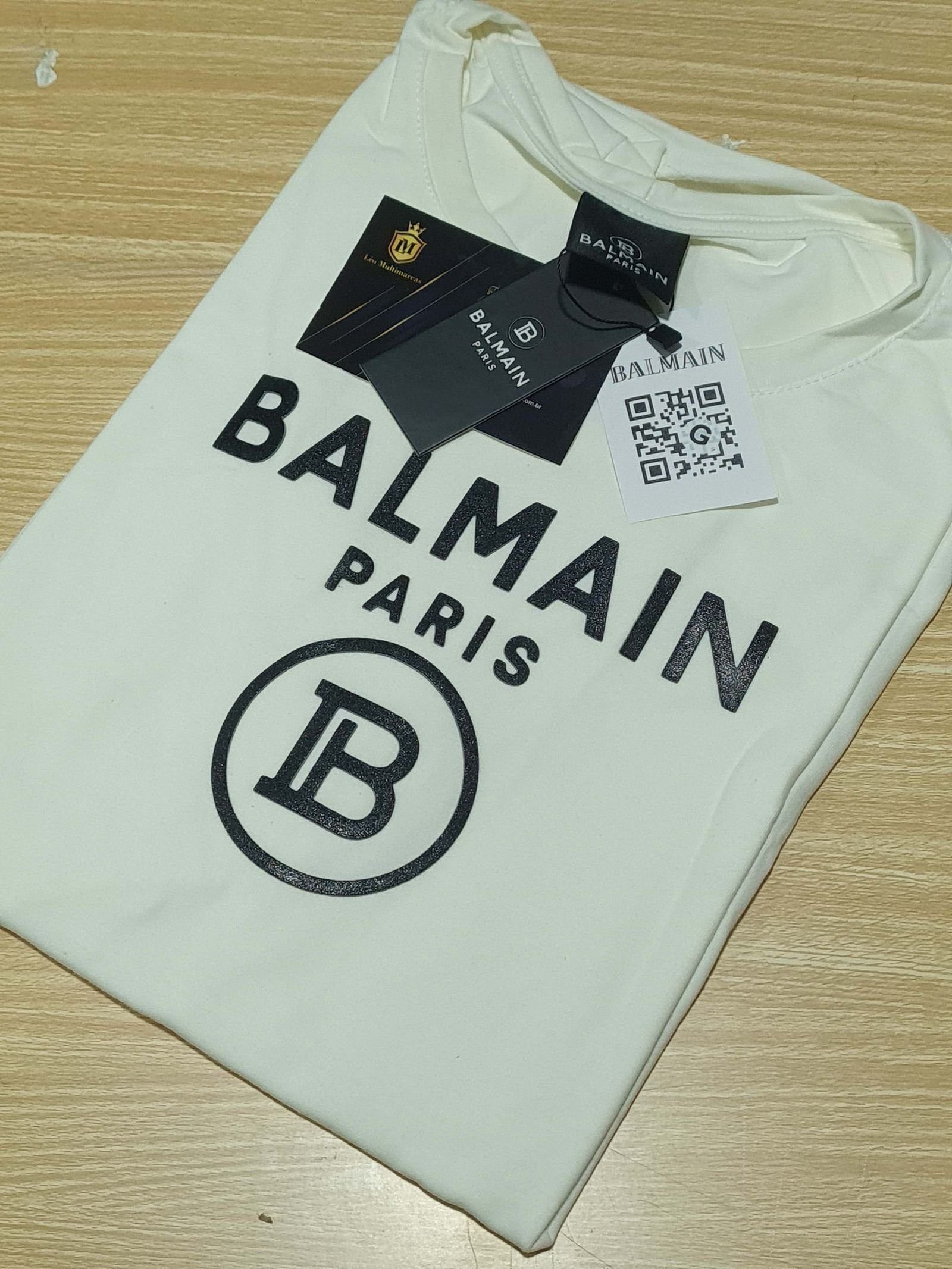 Camisa Balmain G Peruana 40.1 com Elastano Camisa Balmain G Peruana 40.1 com Elastano