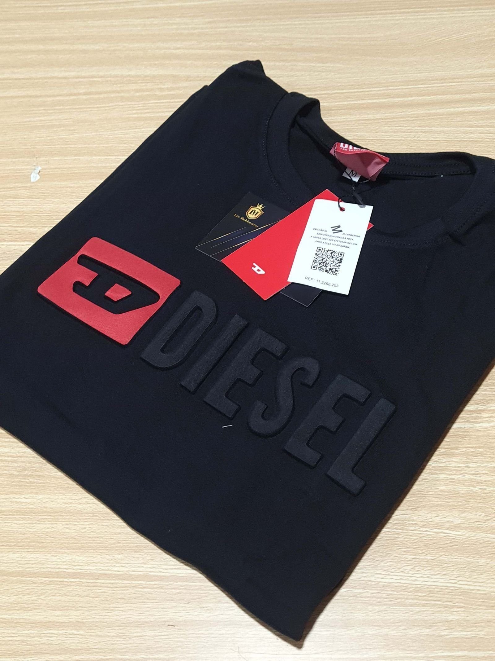 Camisa Diesel M Peruana 40.1 com Elastano Camisa Diesel M Peruana 40.1 com Elastano