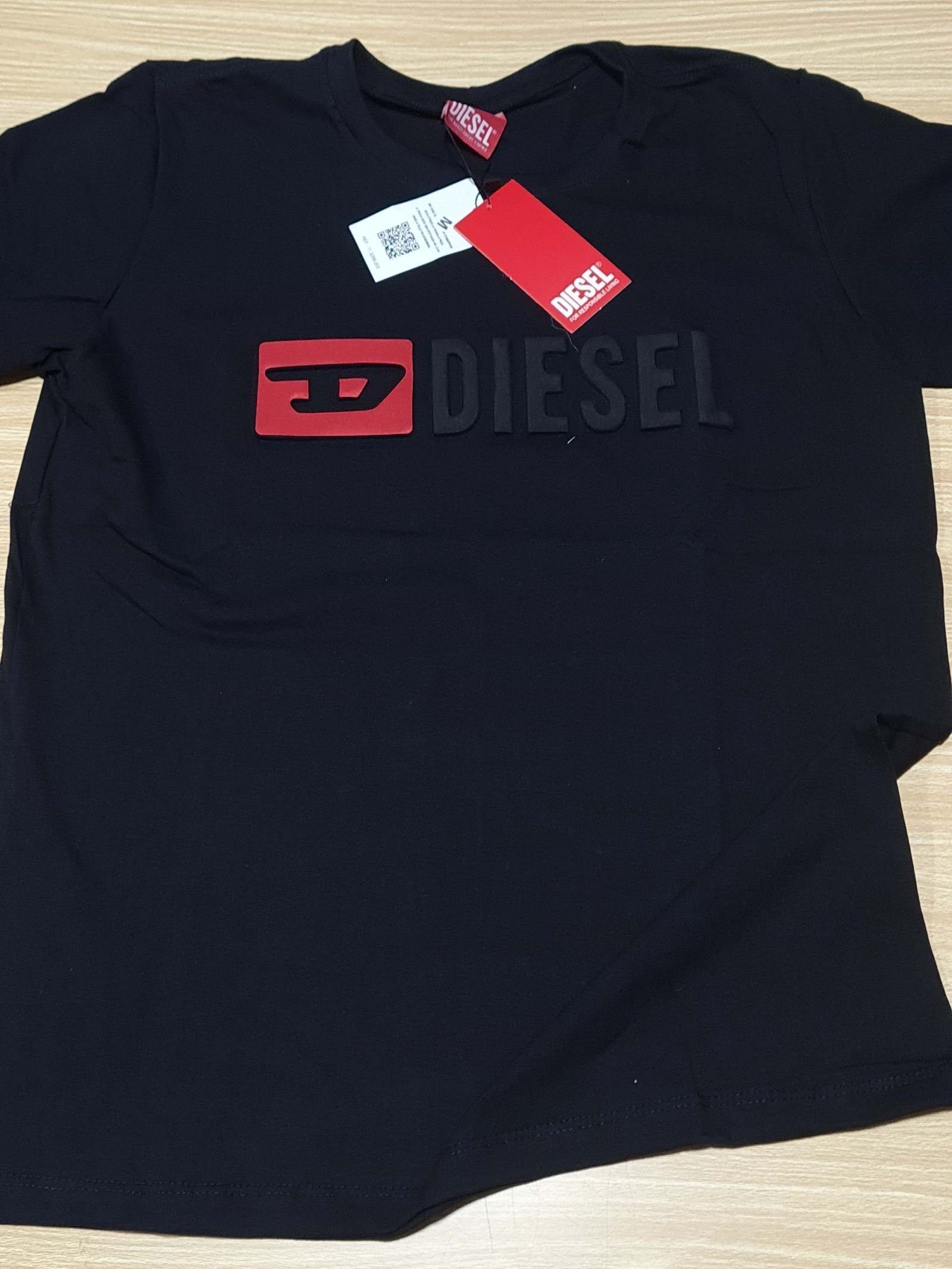 Camisa Diesel M Peruana 40.1 com Elastano Camisa Diesel M Peruana 40.1 com Elastano