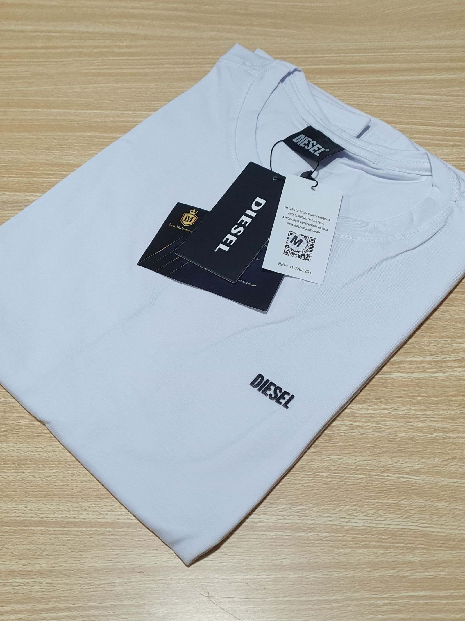 Camisa Diesel M Peruana 40.1 com Elastano Camisa Diesel M Peruana 40.1 com Elastano