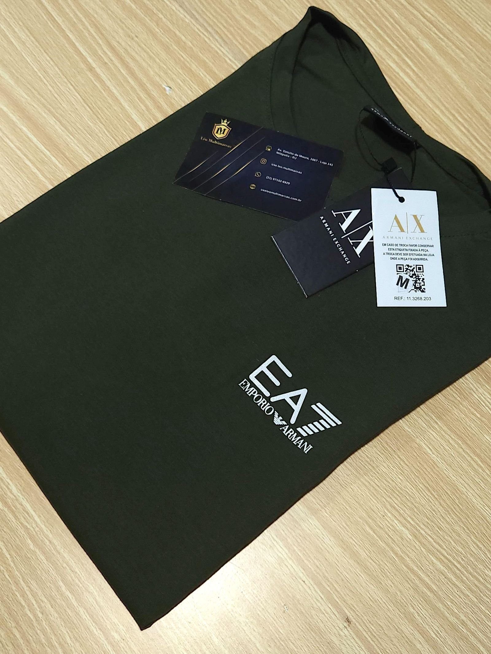 Camisa Emporio Armani M Peruana 40.1 com Elastano Camisa Emporio Armani M Peruana 40.1 com Elastano