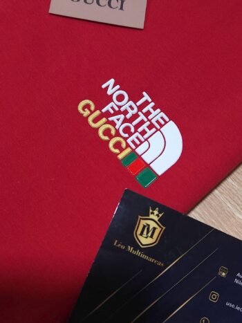 Camisa Gucci M Peruana 40.1 com Elastano