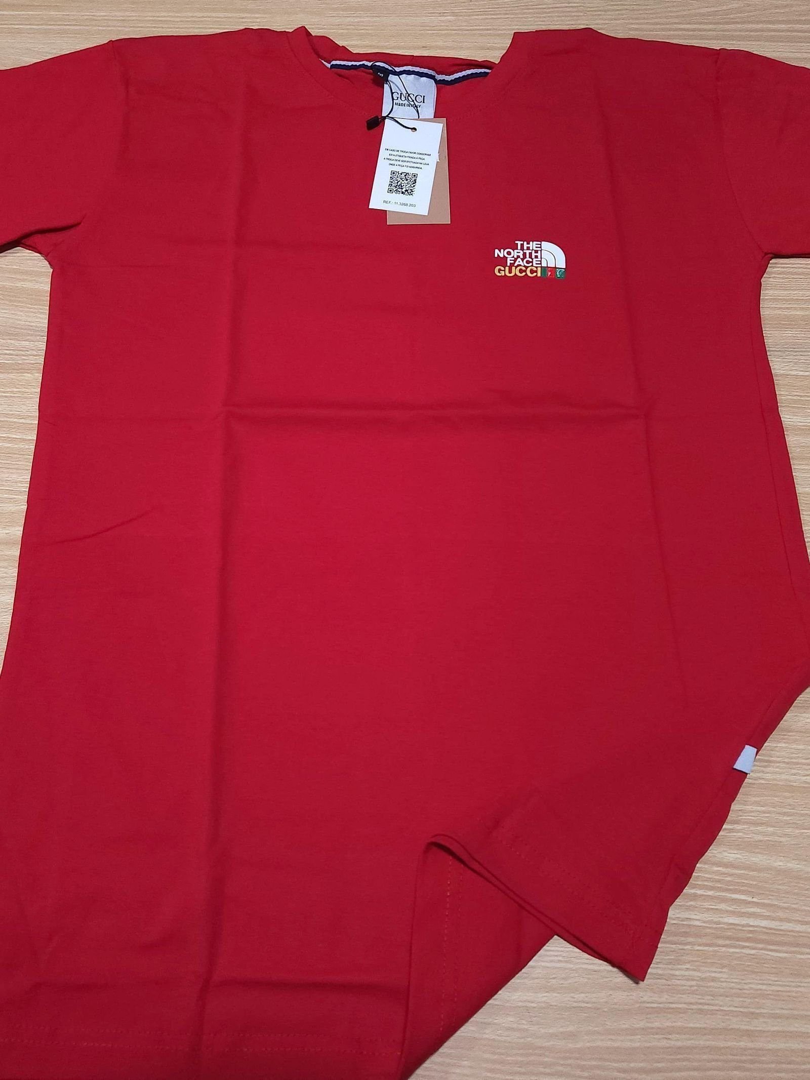 Camisa Gucci M Peruana 40.1 com Elastano