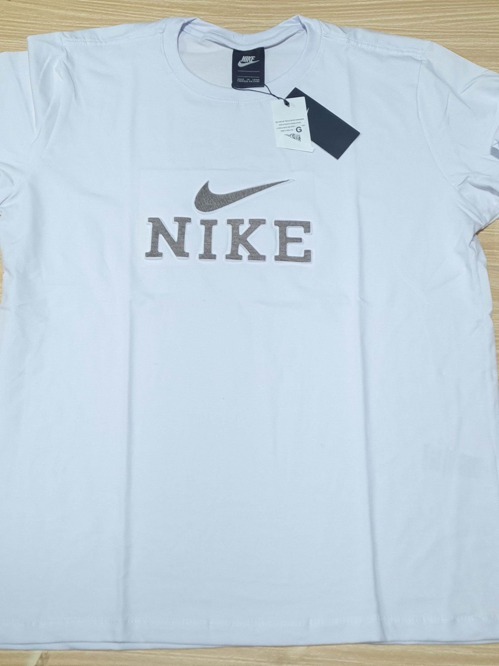 Camisa Nike G Peruana 40.1 com Elastano Camisa Nike G Peruana 40.1 com Elastano