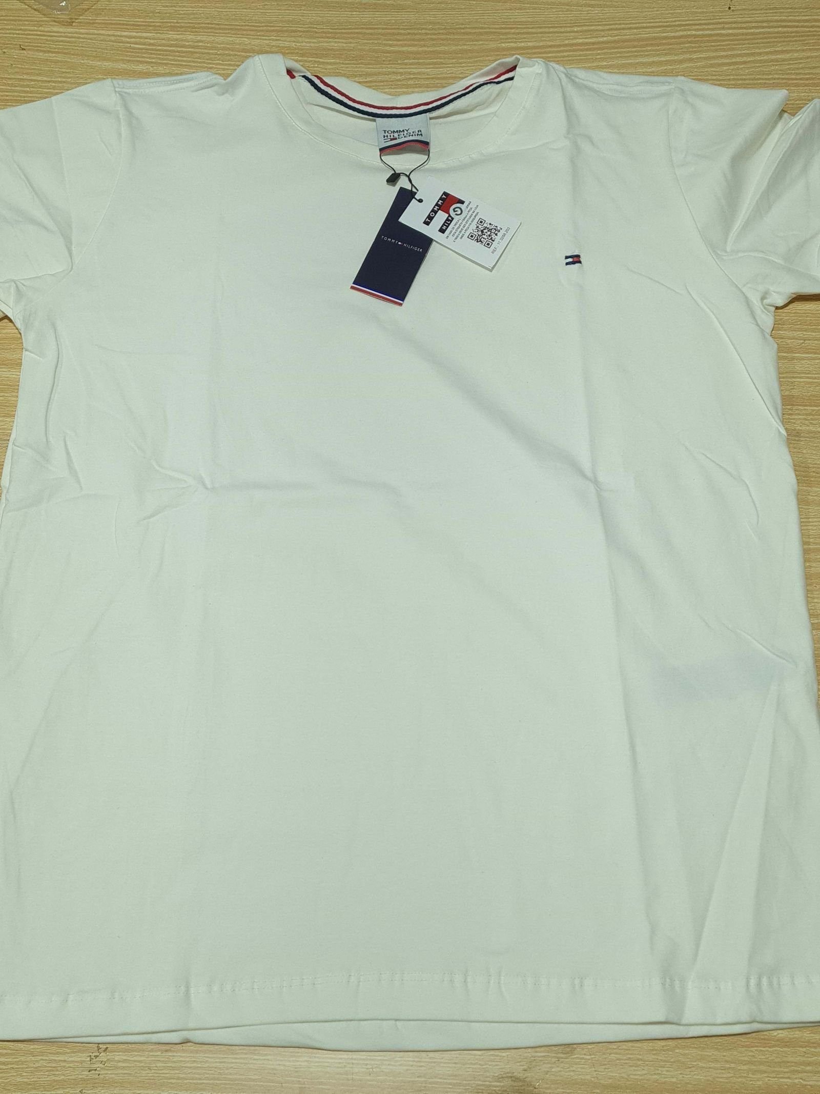 Camisa Tommy Hilfiger G Peruana 40.1 com Elastano Camisa Tommy Hilfiger G Peruana 40.1 com Elastano