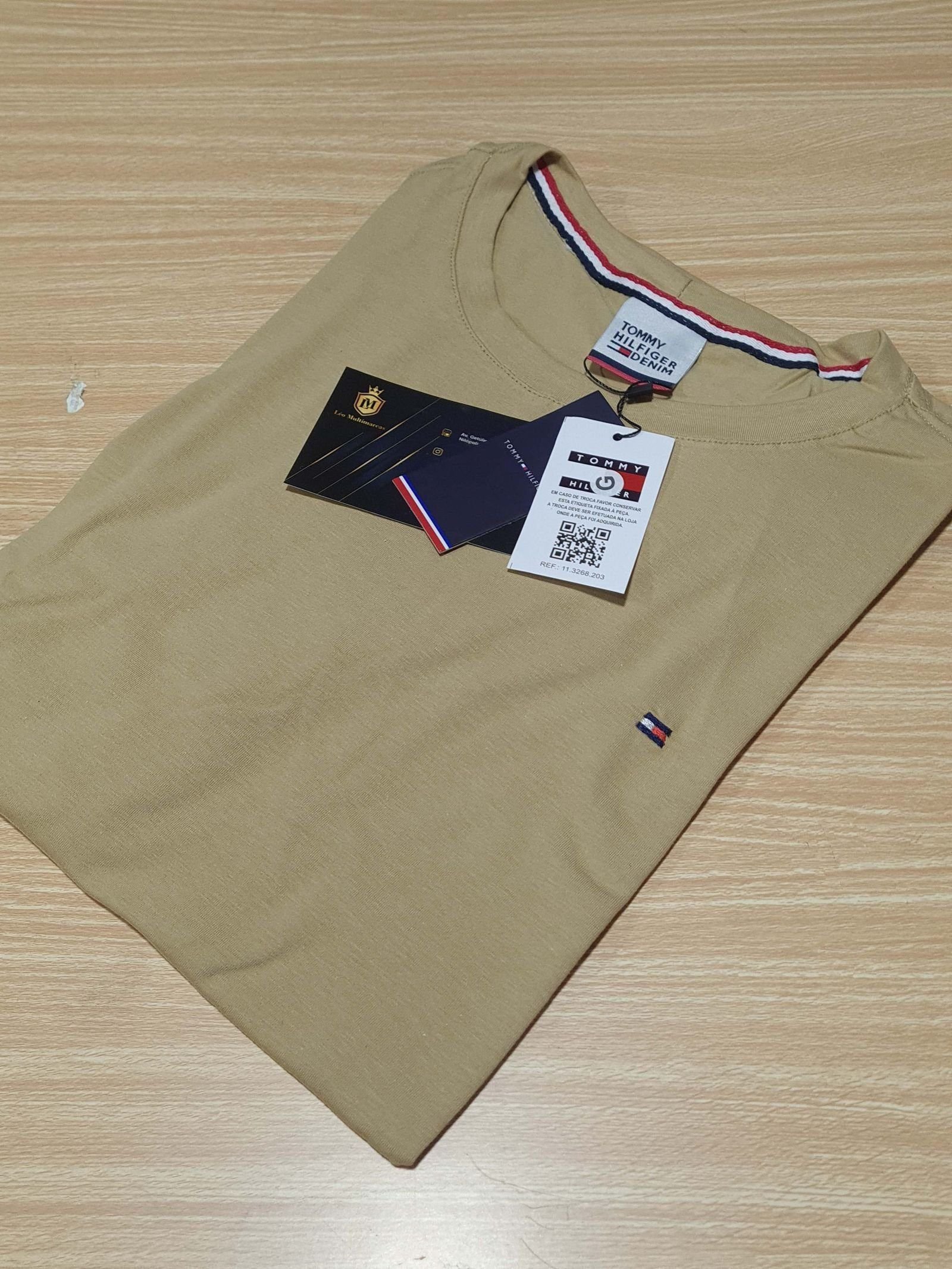 Camisa Tommy Hilfiger G Peruana 40.1 com Elastano Camisa Tommy Hilfiger G Peruana 40.1 com Elastano