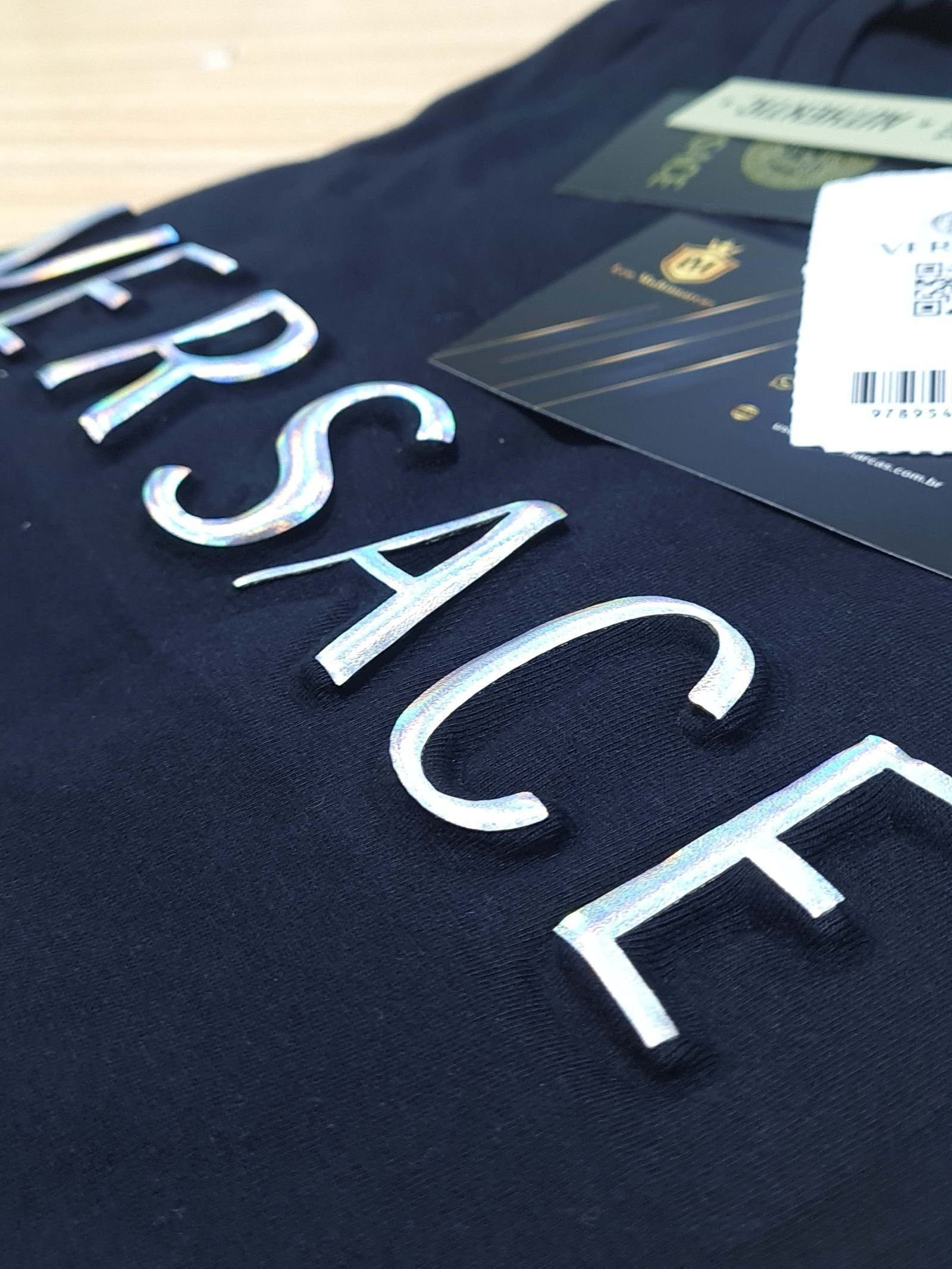 Camisa Versace M Peruana 40.1 com Elastano Camisa Versace M Peruana 40.1 com Elastano