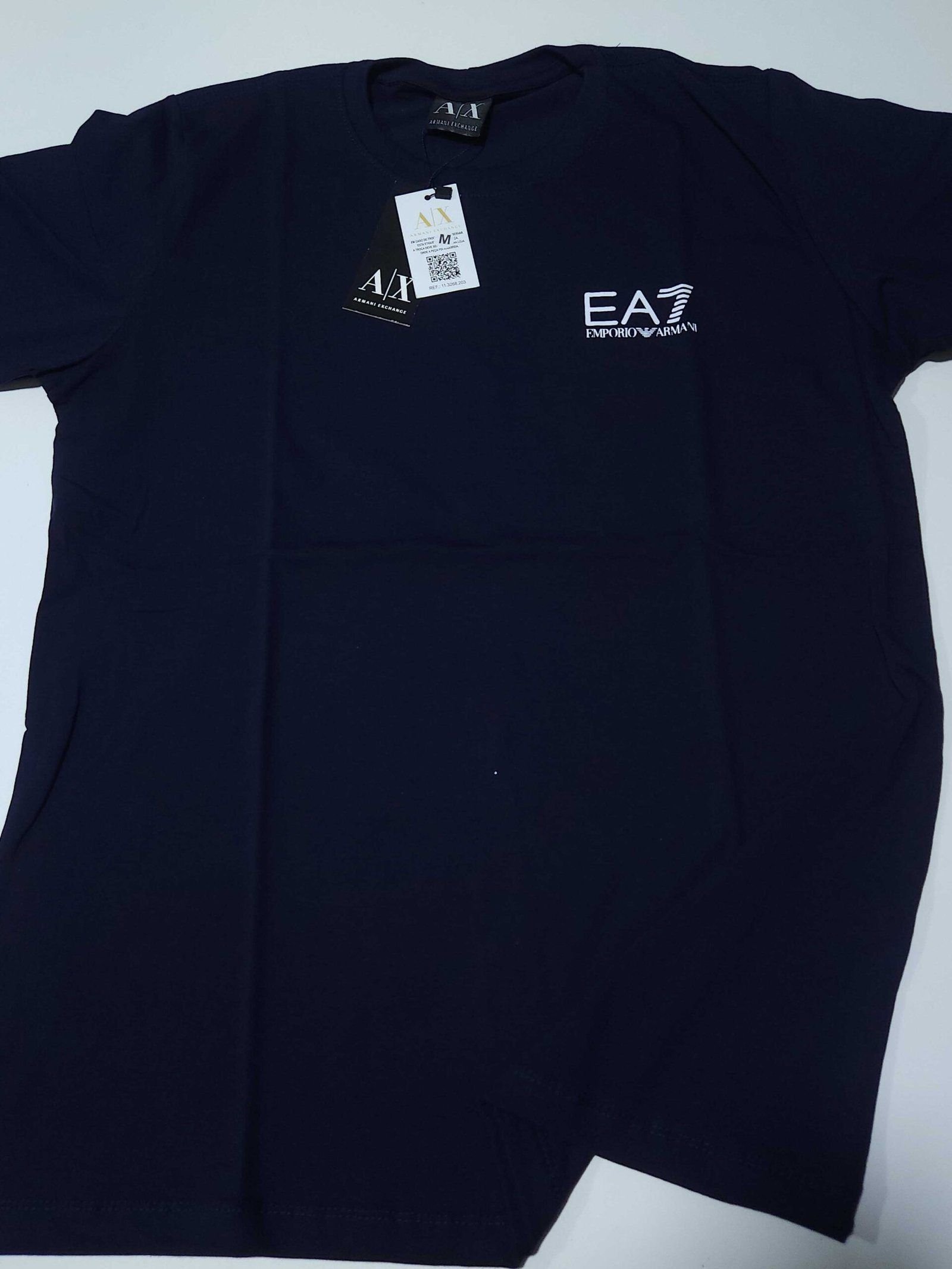 Camisa Empório Armani M Peruana 40.1 com Elastano Camisa Empório Armani M Peruana 40.1 com Elastano