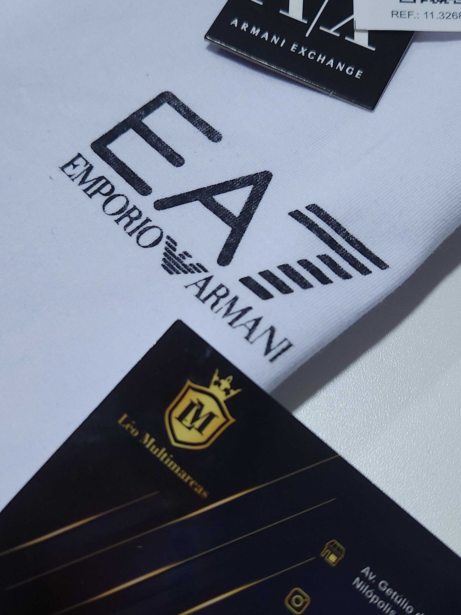 Camisa Empório Armani M Peruana 40.1 com Elastano Camisa Empório Armani M Peruana 40.1 com Elastano