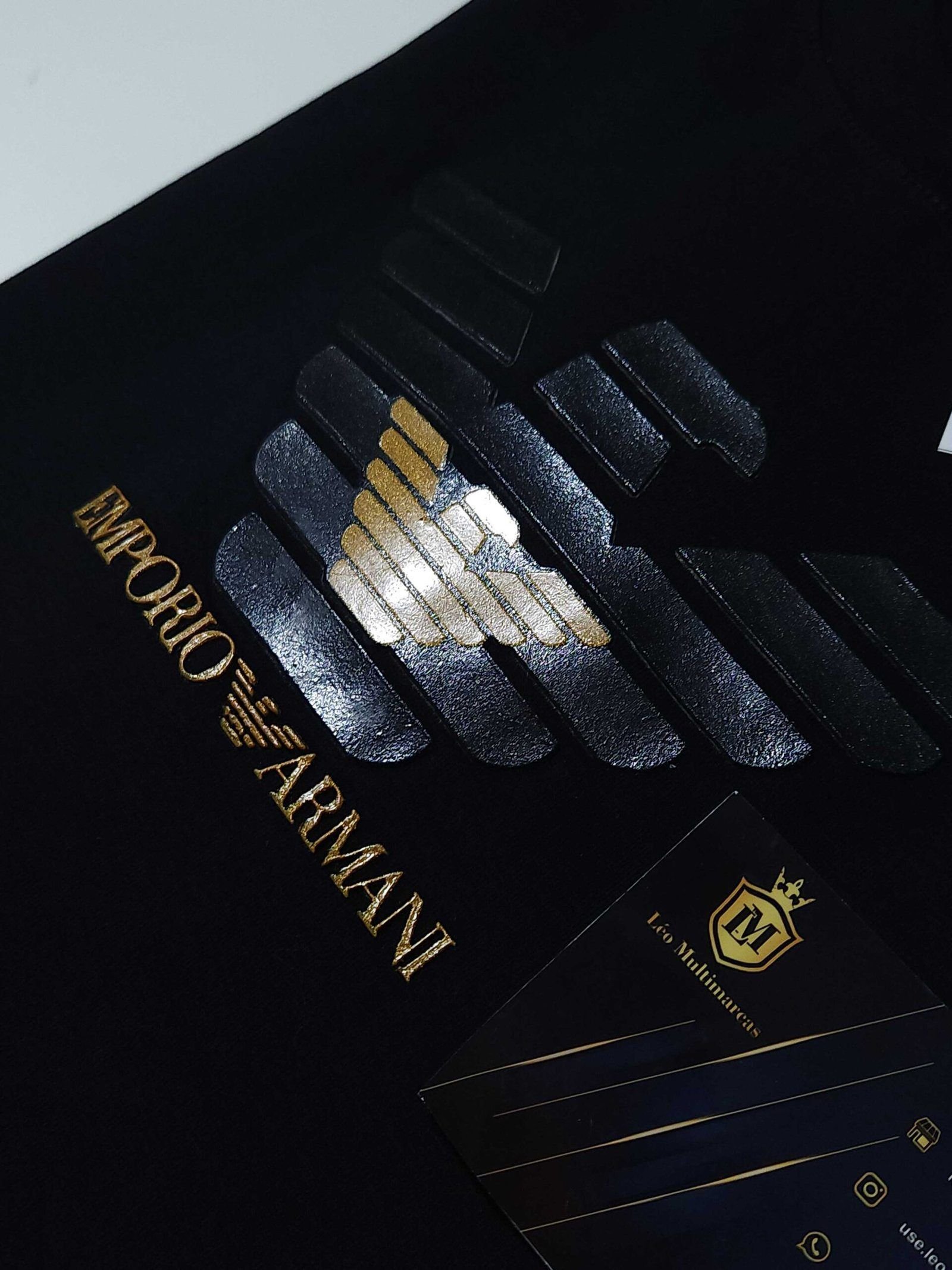 Camisa Empório Armani M Peruana 40.1 com Elastano Camisa Empório Armani M Peruana 40.1 com Elastano