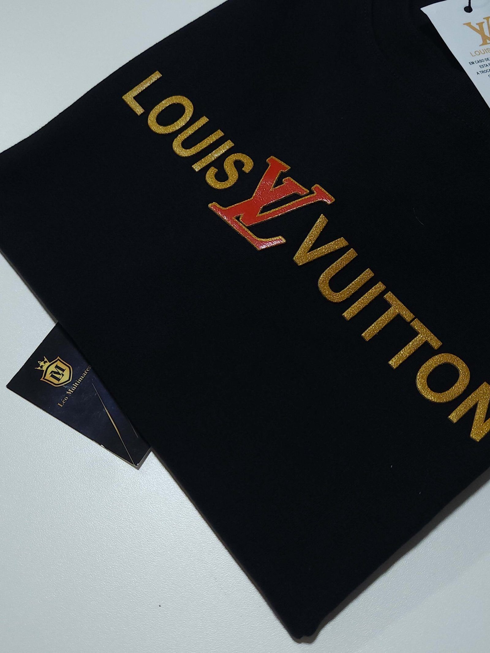 Camisa Louis Vuitton G Peruana com Elastano Masculina Camisa Louis Vuitton G Peruana com Elastano Masculina