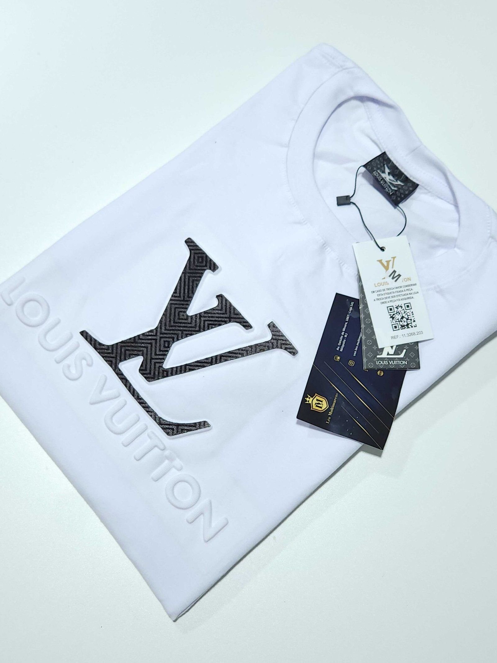 Camisa Louis Vuitton M Peruana com Elastano Masculina Camisa Louis Vuitton M Peruana com Elastano Masculina
