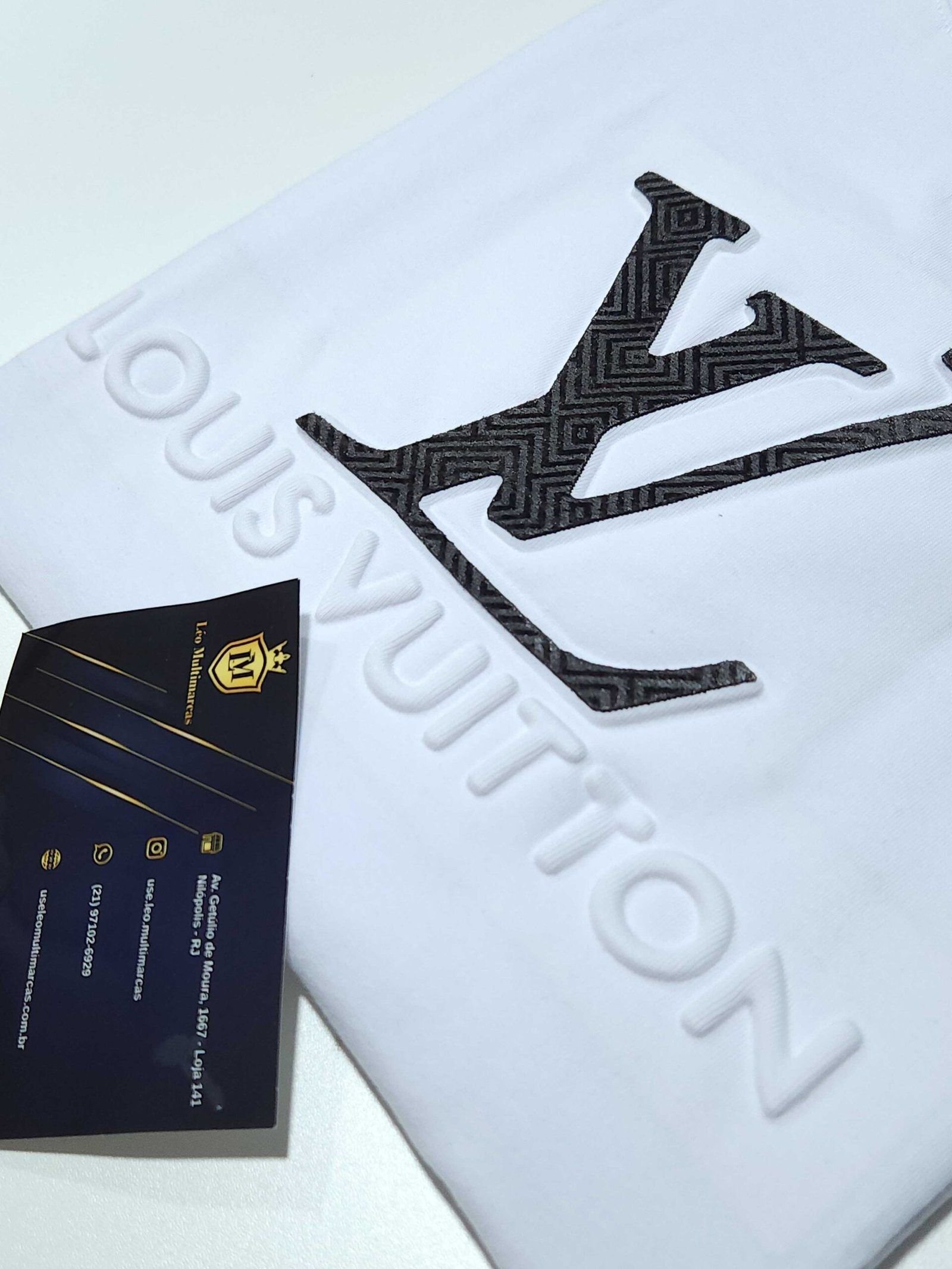 Camisa Louis Vuitton M Peruana com Elastano Masculina Camisa Louis Vuitton M Peruana com Elastano Masculina